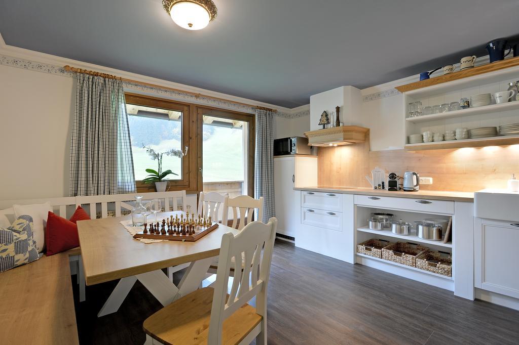 Landhaus Kumbichl Mayrhofen Zimmer foto