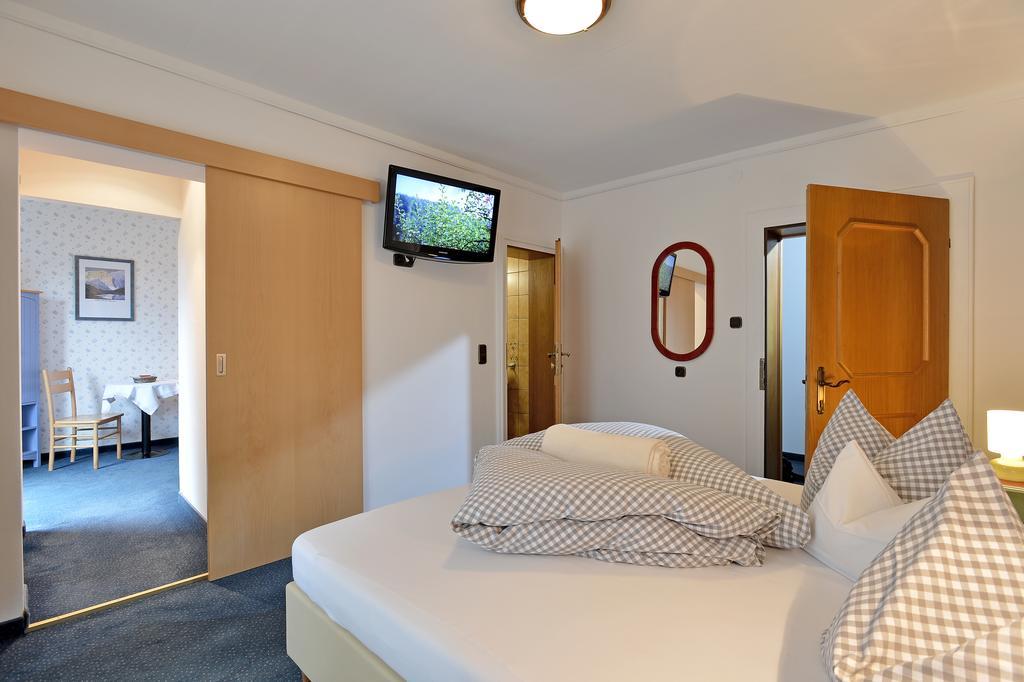 Landhaus Kumbichl Mayrhofen Zimmer foto