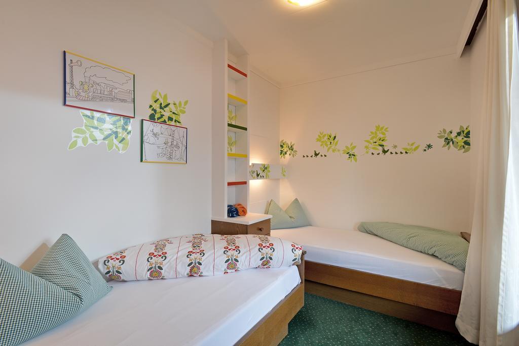 Landhaus Kumbichl Mayrhofen Zimmer foto